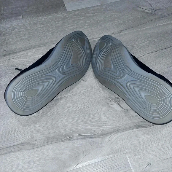 Clarks Greeks sneakers - sz 12 black gray and brown for logo - Picture 4 of 6